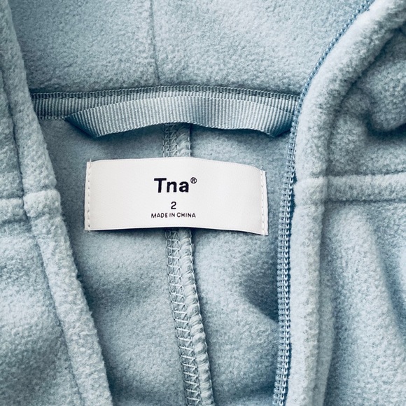 Aritzia TNA fleece polar zip hoodie jacket - Picture 7 of 9